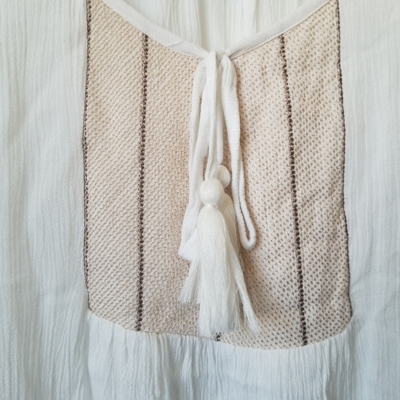 O'Neill women's white flowy Bell sleeve blouse - Picture 8 of 12